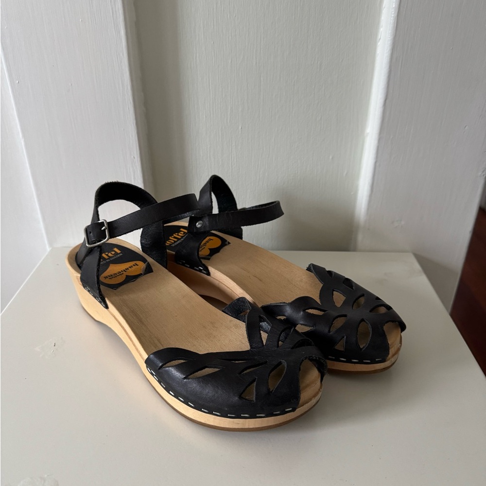 Swedish Hasbeens Clog ornament lacy sandal black 37